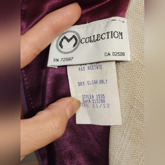 🎈M collection Eggplant gown Size 11/12 preowned gown - Picture 4 of 4